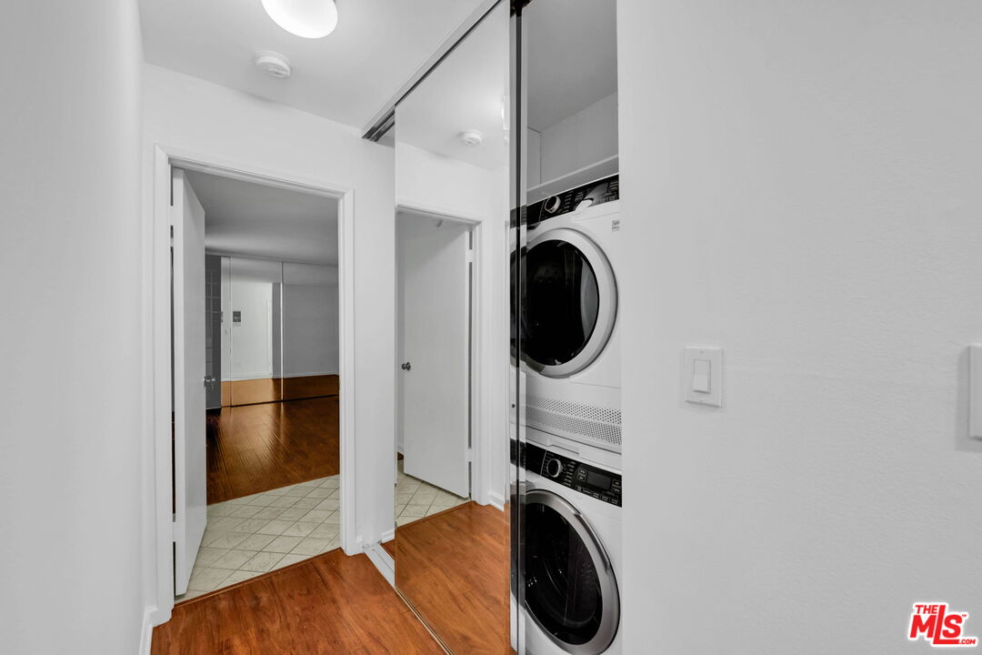 723 Palisades Beach Rd Unit: 107