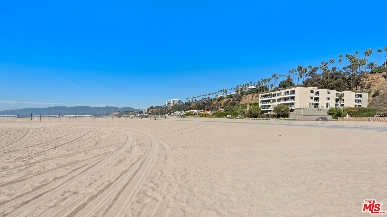 723 Palisades Beach Rd Unit: 107