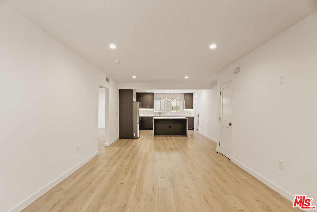 751 N Alfred St