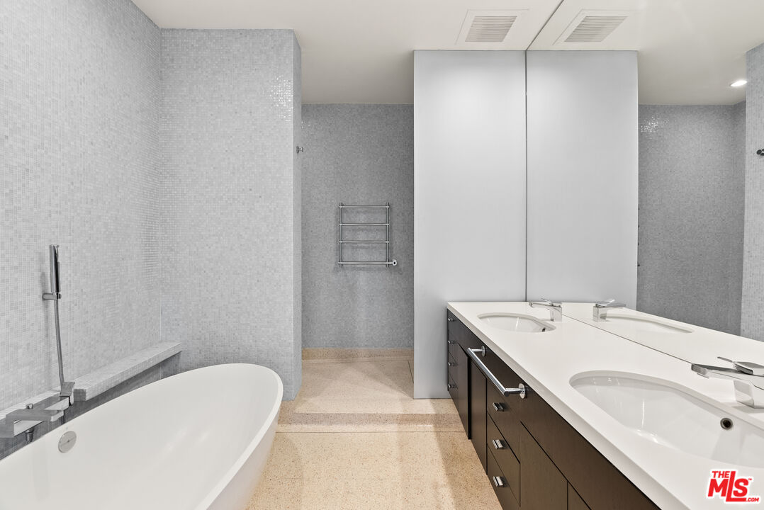 515 Ocean Ave Unit: 303N