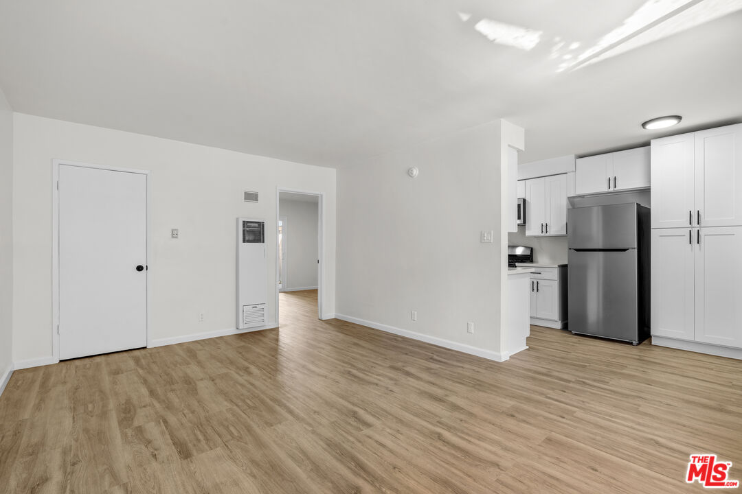 7825 W Manchester Ave Unit: 6