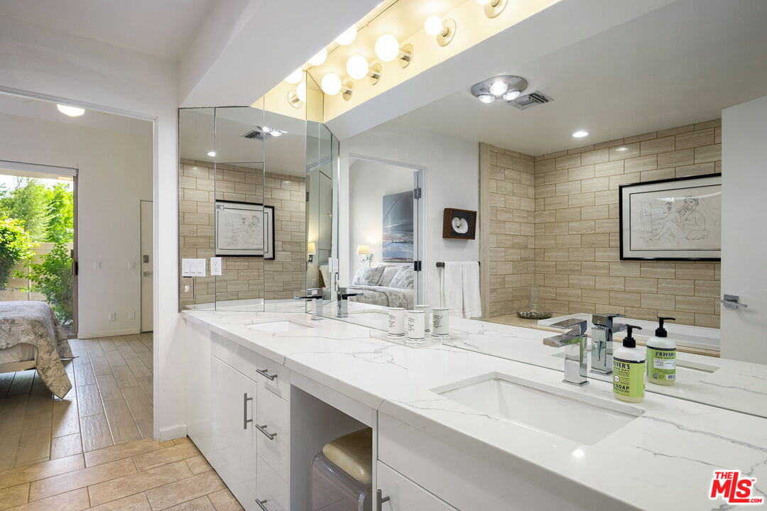 192 Kavenish Dr