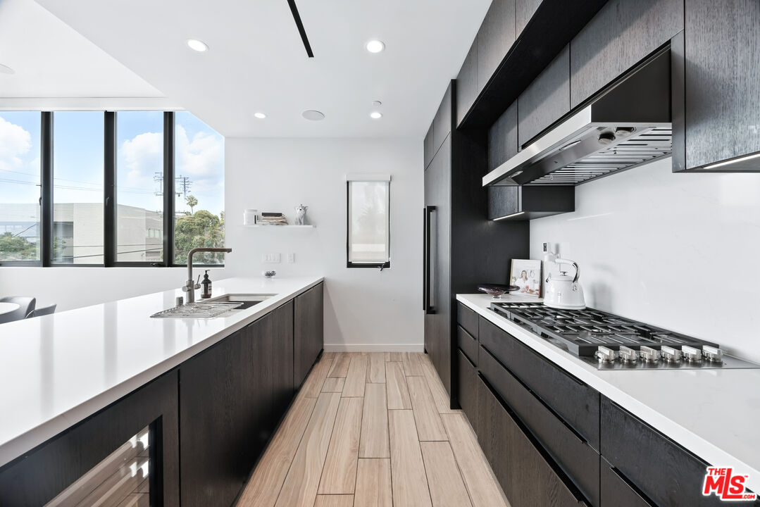 1126 Broadway