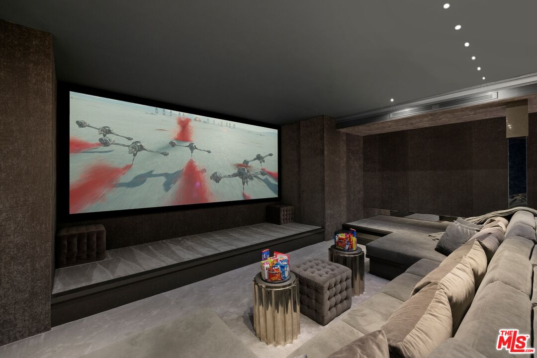 2571 Wallingford Dr