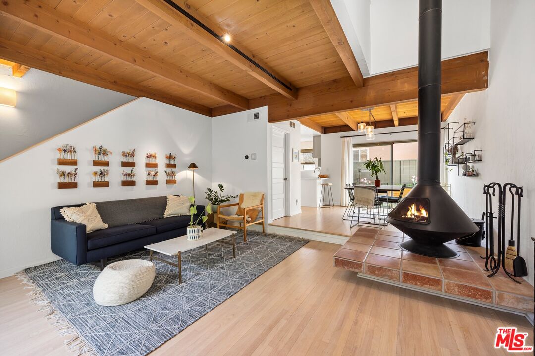 1552 Harvard St Unit: 3