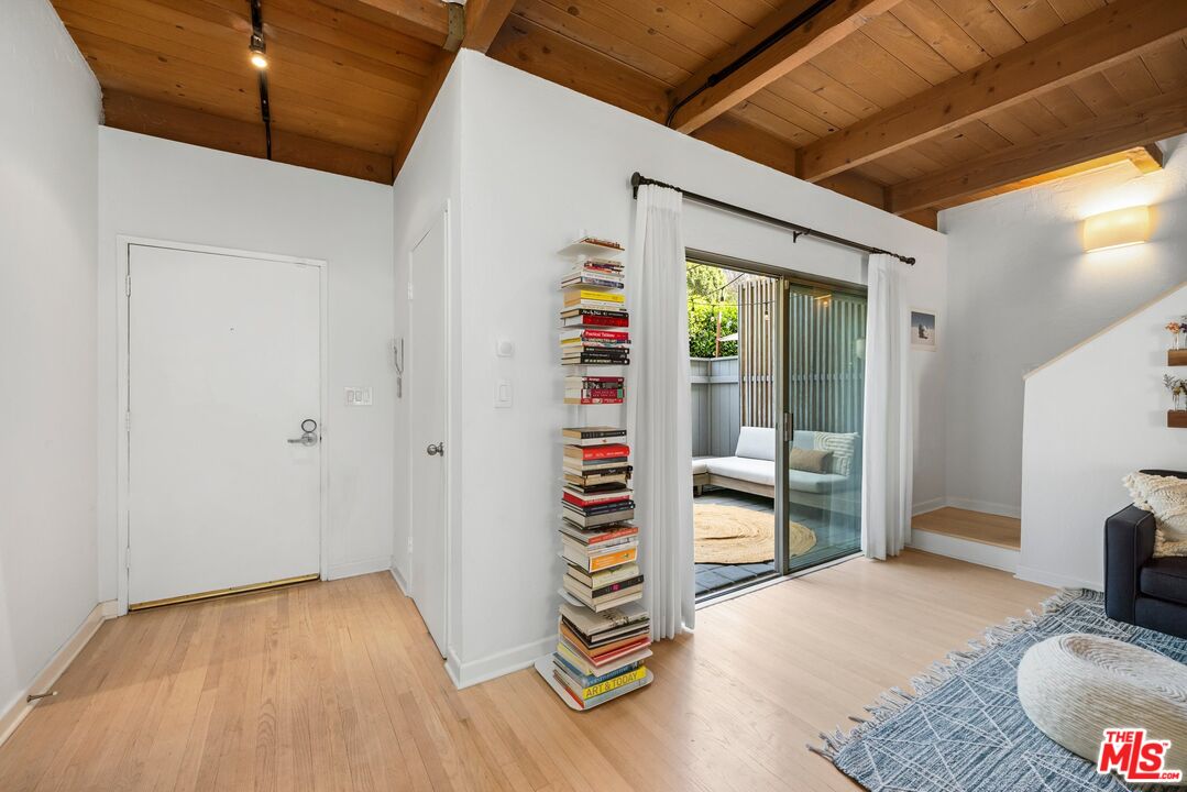 1552 Harvard St Unit: 3