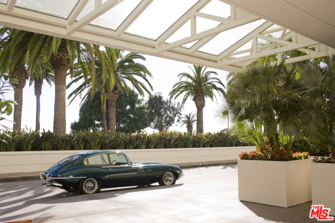 1221 W OCEAN AVE Unit: 1706