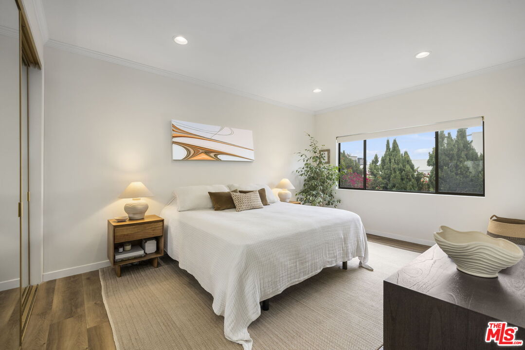 11928 Kiowa Ave Unit: 305