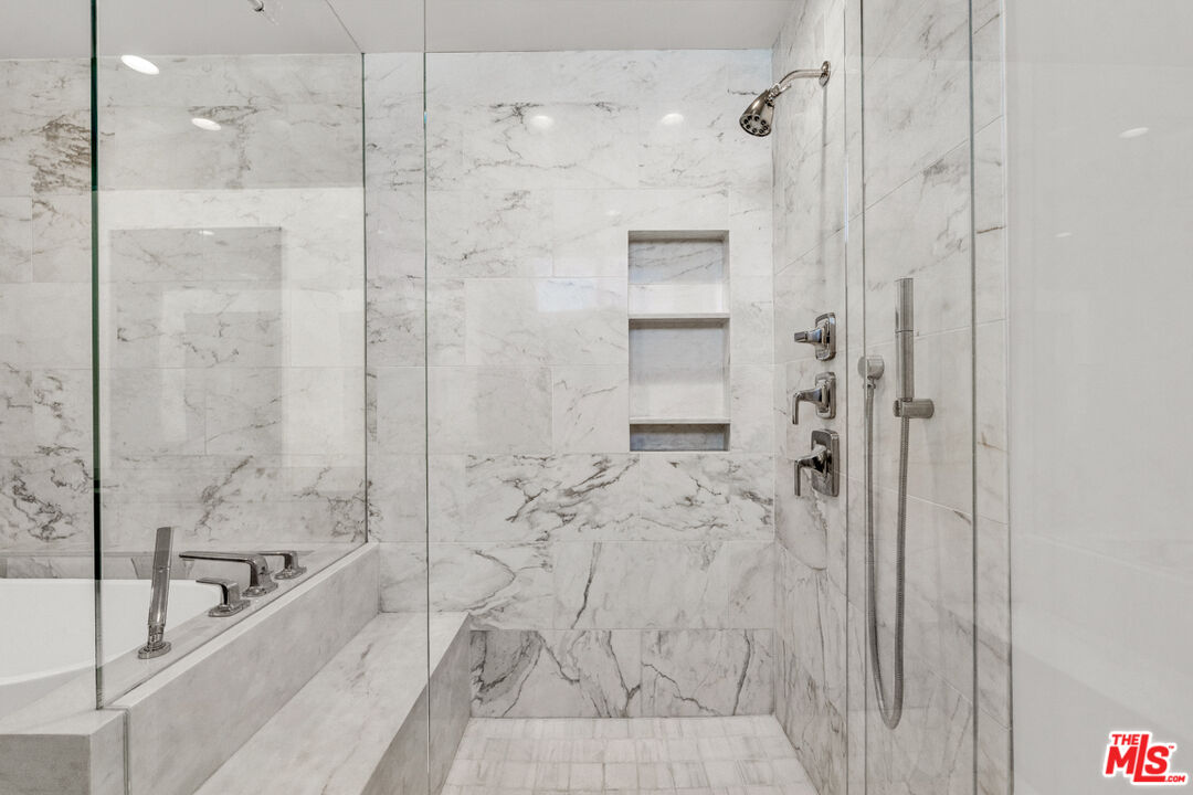 1100 Alta Loma Rd Unit: 1404