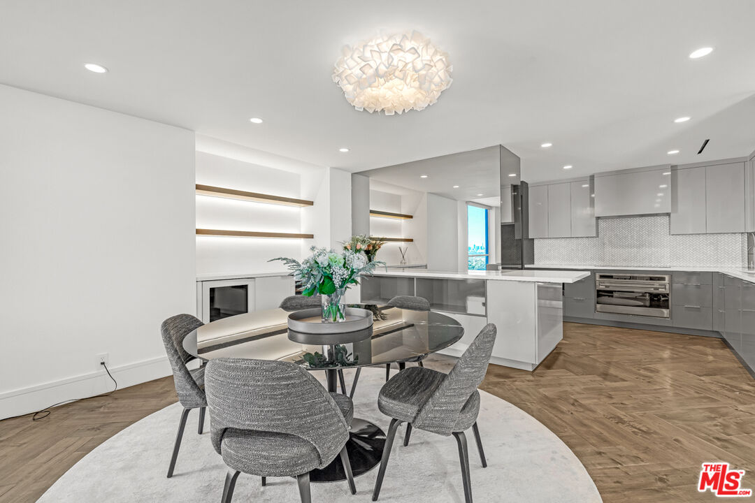 1100 Alta Loma Rd Unit: 1404