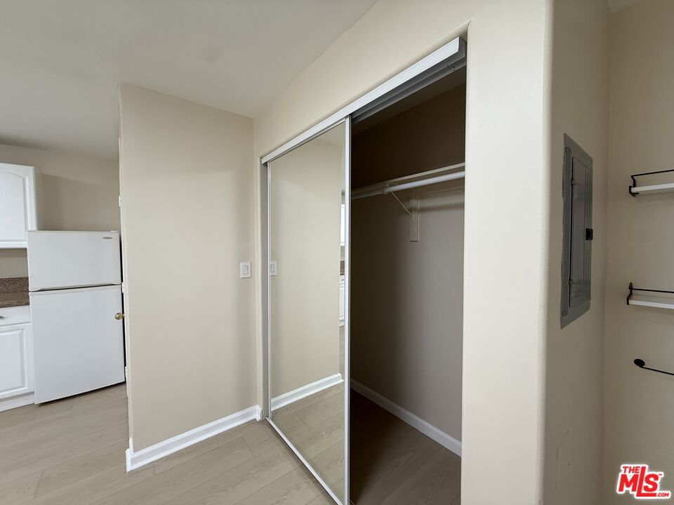 364 N San Vicente Blvd Unit: C