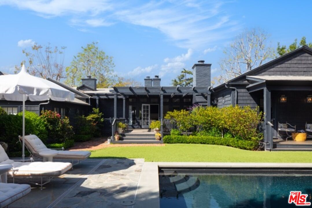 250 S Chadbourne Ave