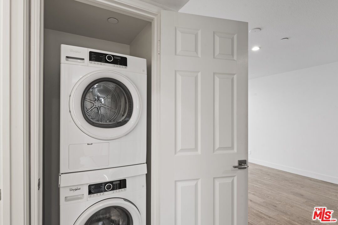 725 N Alfred St Unit: 109