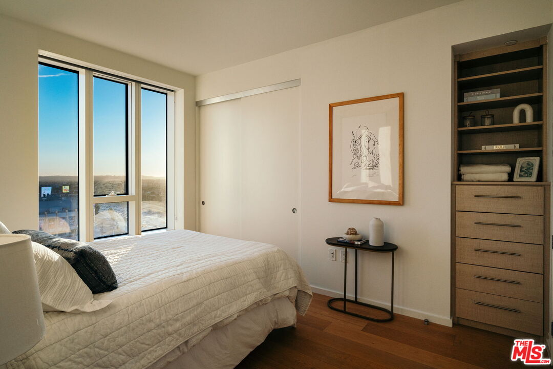 889 Francisco St Unit: 1801