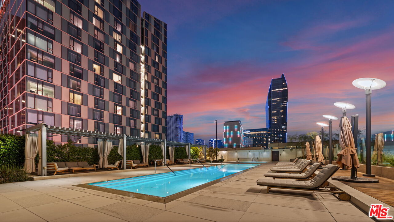 889 Francisco St Unit: 1801