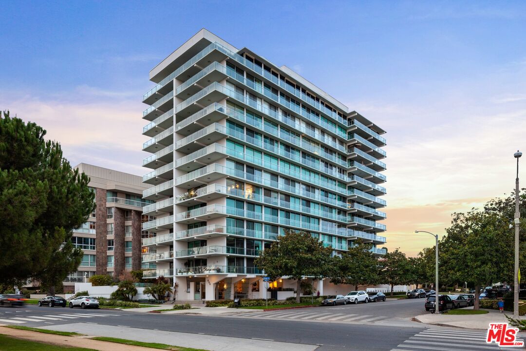 535 OCEAN AVE Unit: 1C