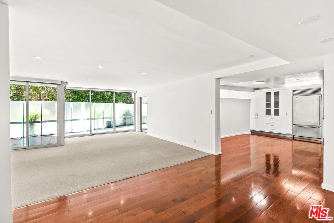 535 OCEAN AVE Unit: 1C