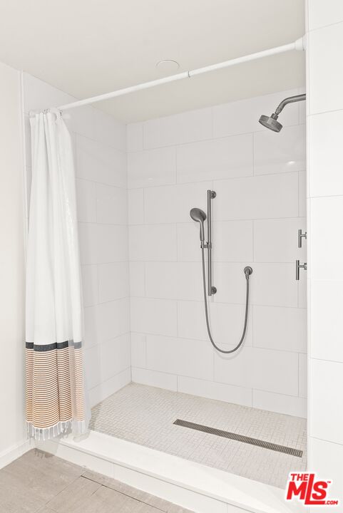 535 OCEAN AVE Unit: 1C