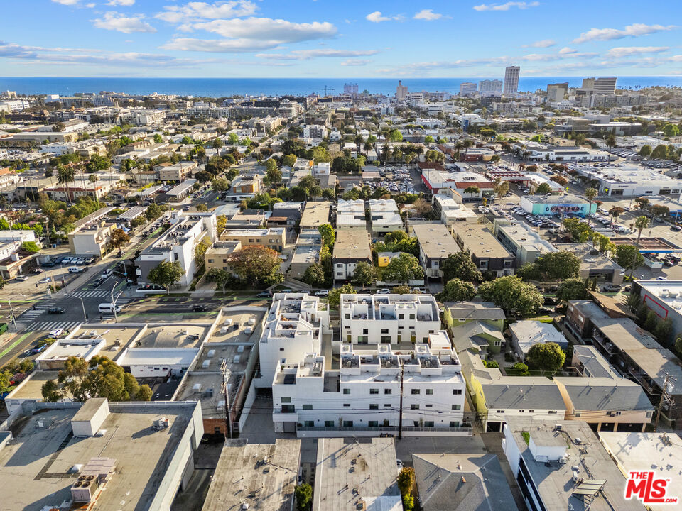 1433 14th St Unit: 10