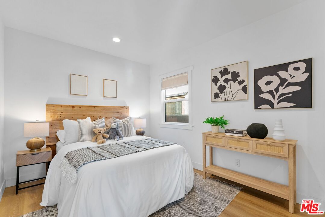 1741 S Spaulding Ave