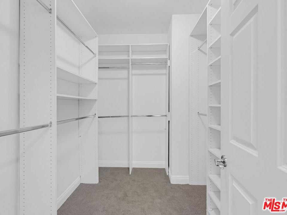 143 N Arnaz Dr Unit: 304