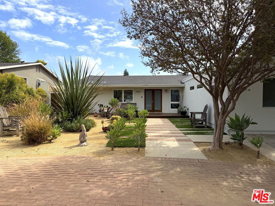 7042 Semrad Rd