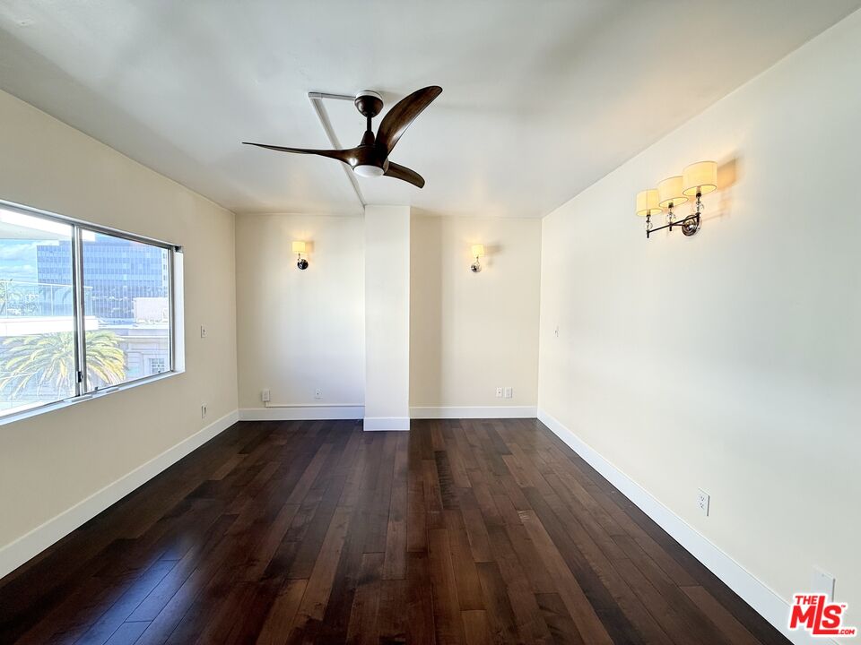 121 S Palm Dr Unit: 601