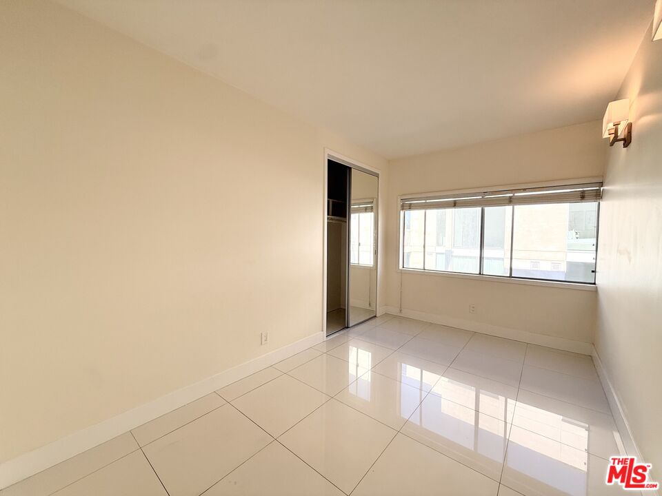 121 S Palm Dr Unit: 601