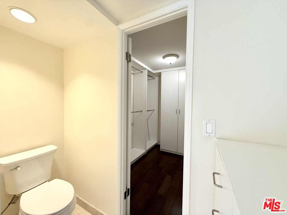 121 S Palm Dr Unit: 601