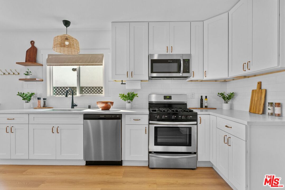 1741 S Spaulding Ave