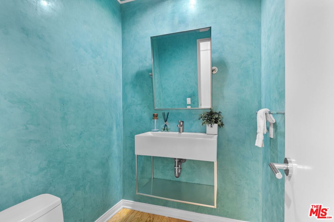 3950 Via Dolce Unit: 518