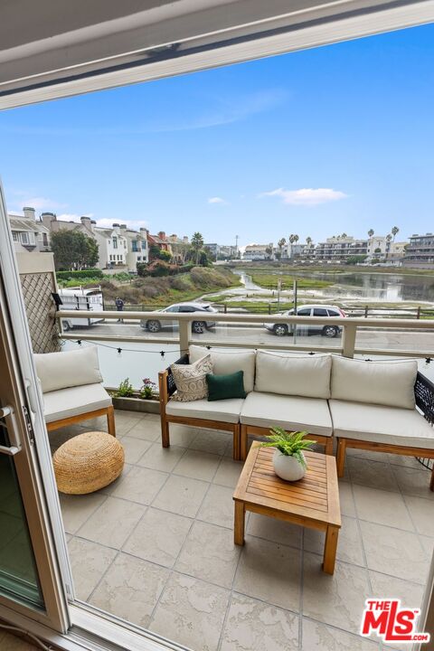 3950 Via Dolce Unit: 518