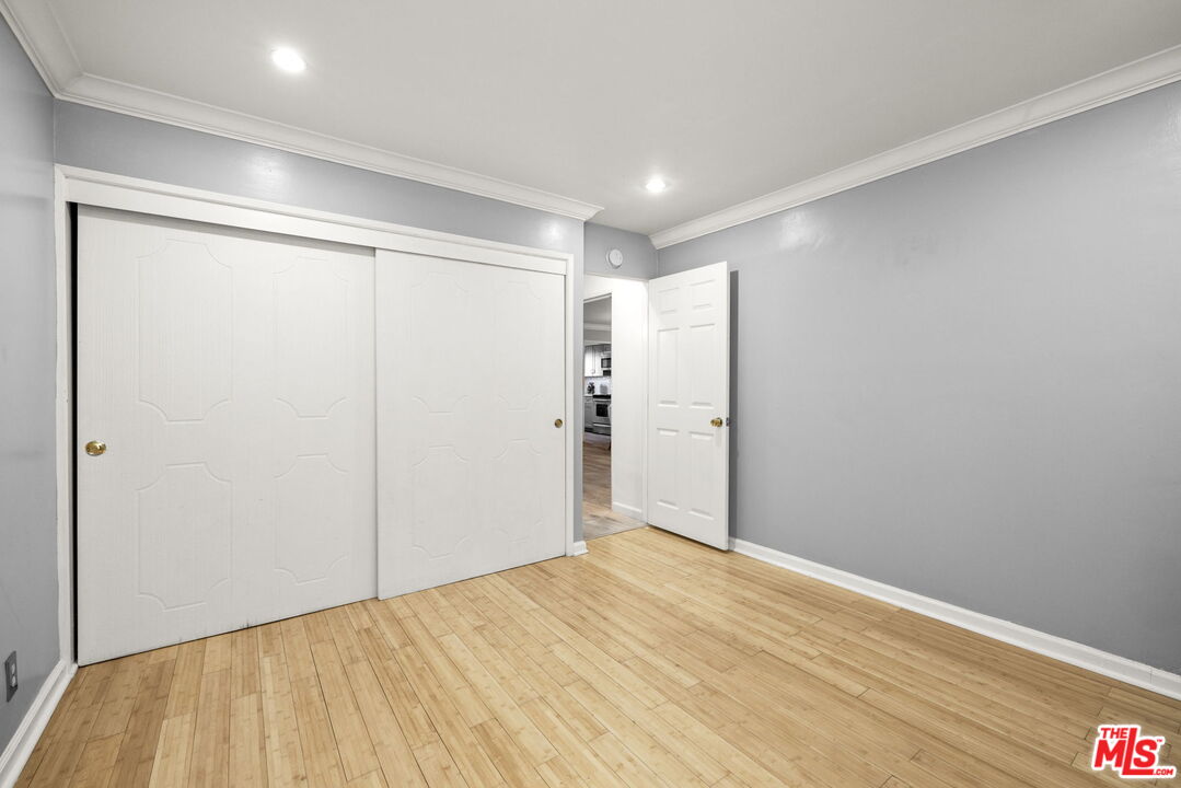 6151 Canterbury Dr Unit: 104