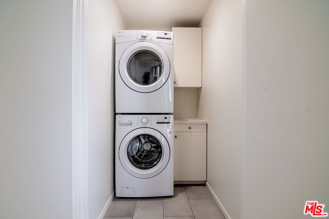 344 S Doheny Dr Unit: 3