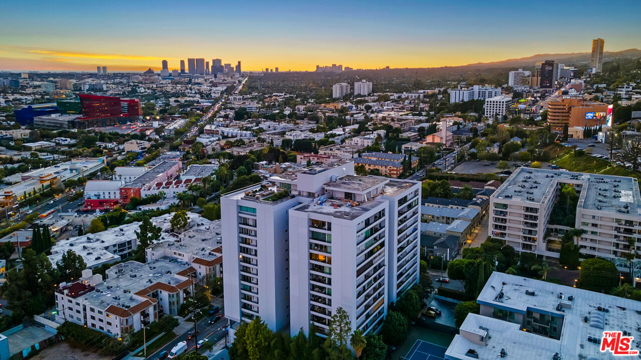 1100 Alta Loma Rd Unit: 1404