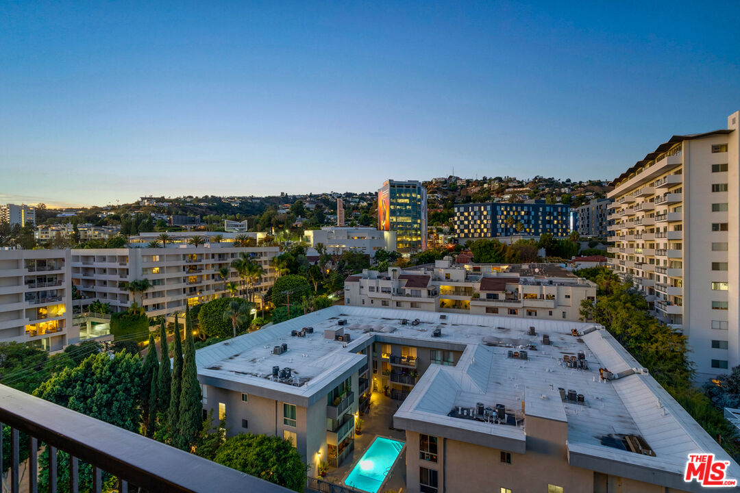 1100 Alta Loma Rd Unit: 1404