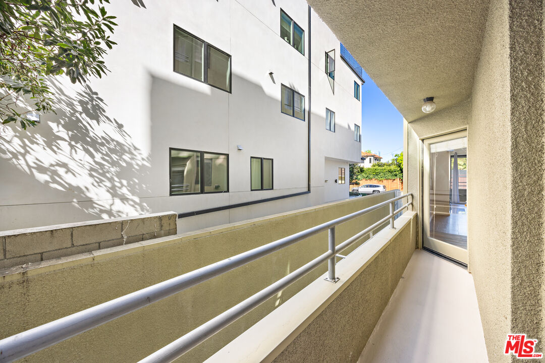 9836 Vidor Dr Unit: 1B