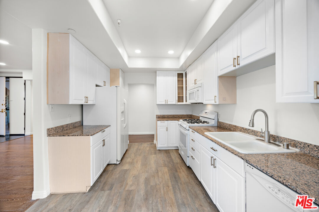 9836 Vidor Dr Unit: 1B