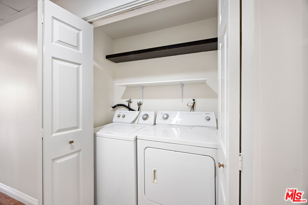 9836 Vidor Dr Unit: 1B