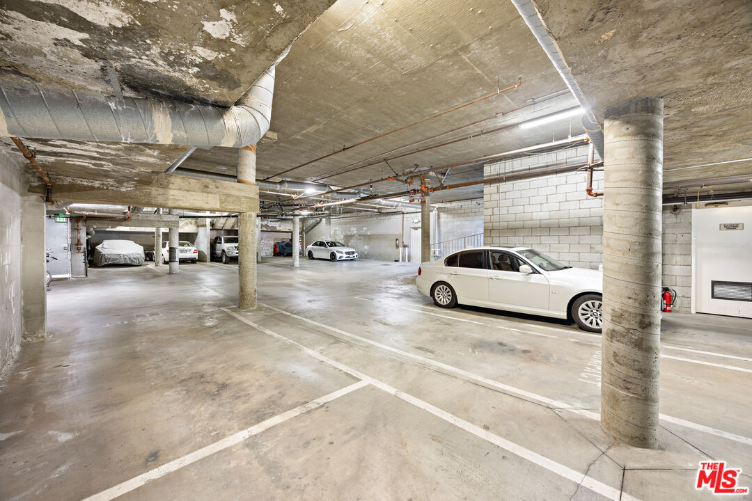 9836 Vidor Dr Unit: 1B