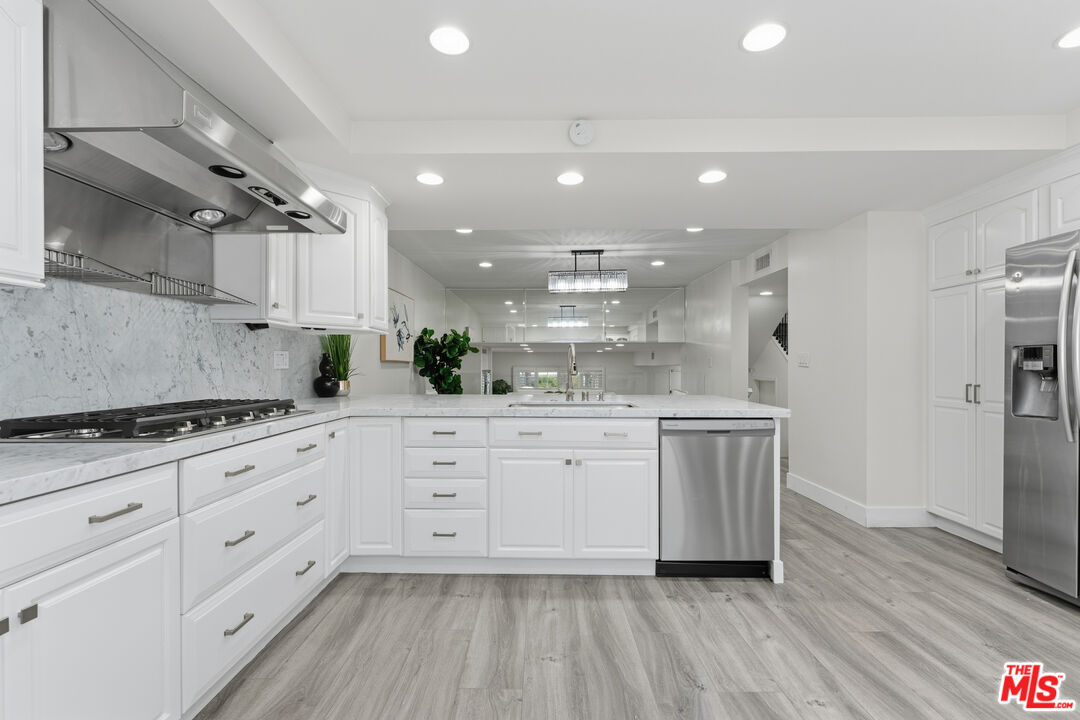 13224 S Admiral Ave Unit: D