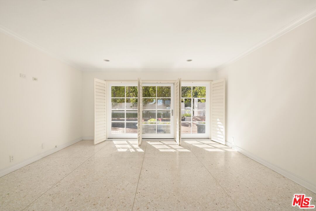 1743 Stone Canyon Rd