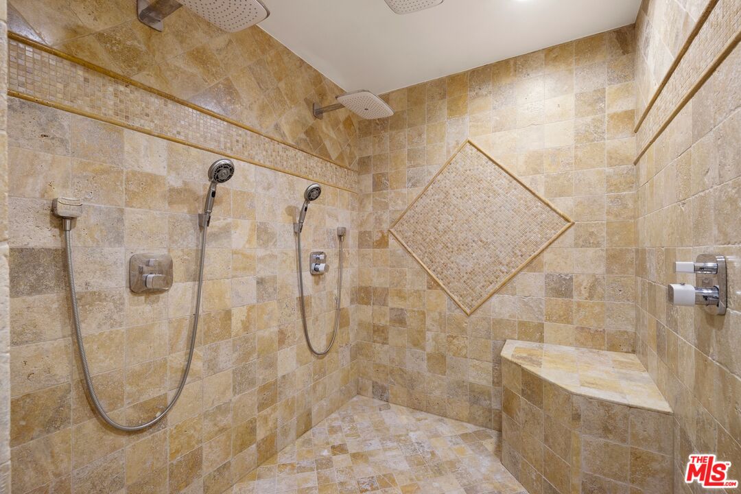 1743 Stone Canyon Rd