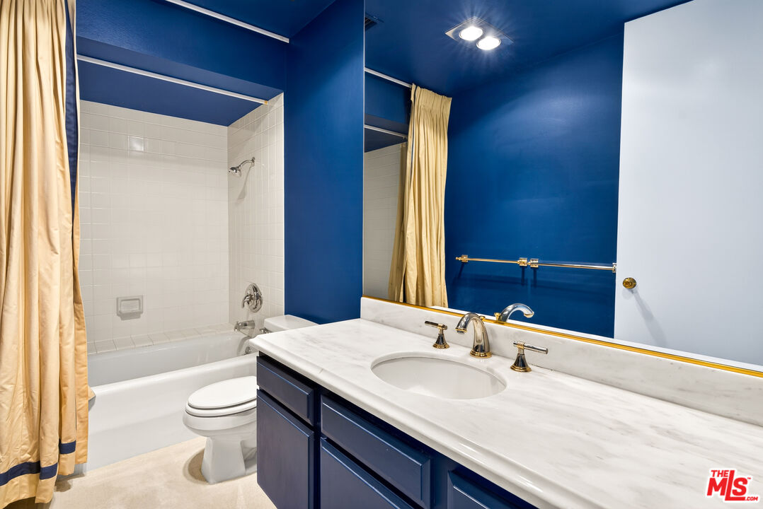 515 Ocean Ave Unit: NPH B