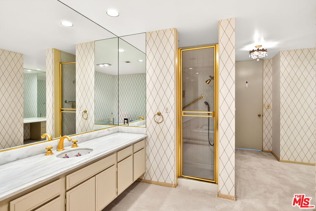 515 Ocean Ave Unit: NPH B