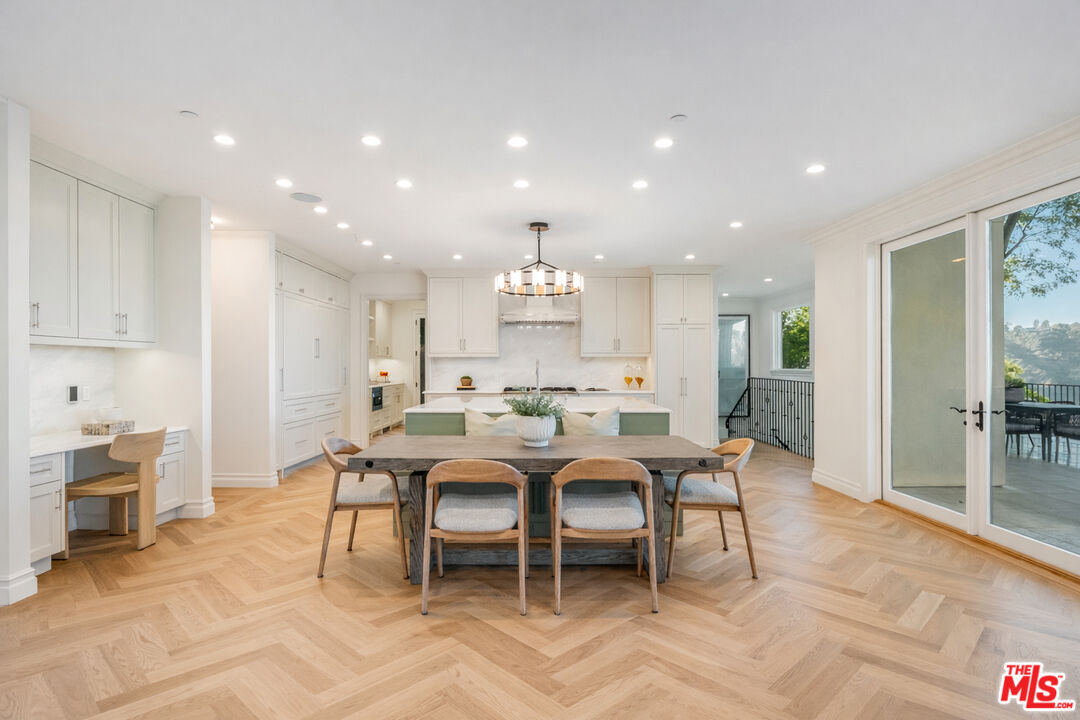 1900 Bel Air Rd
