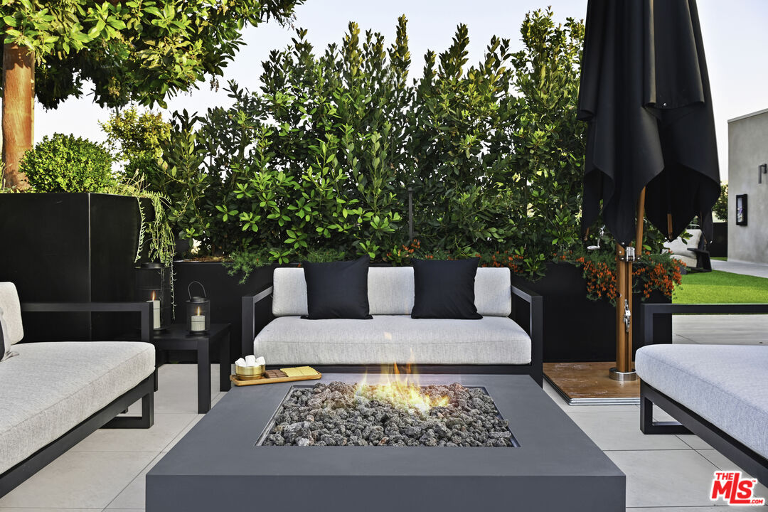 350 N Palm Dr Unit: 403