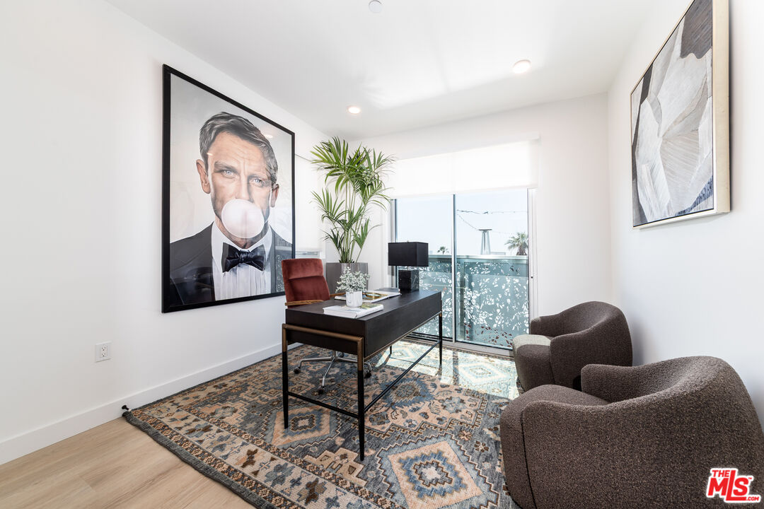 1257 N Sweetzer Ave Unit: 403