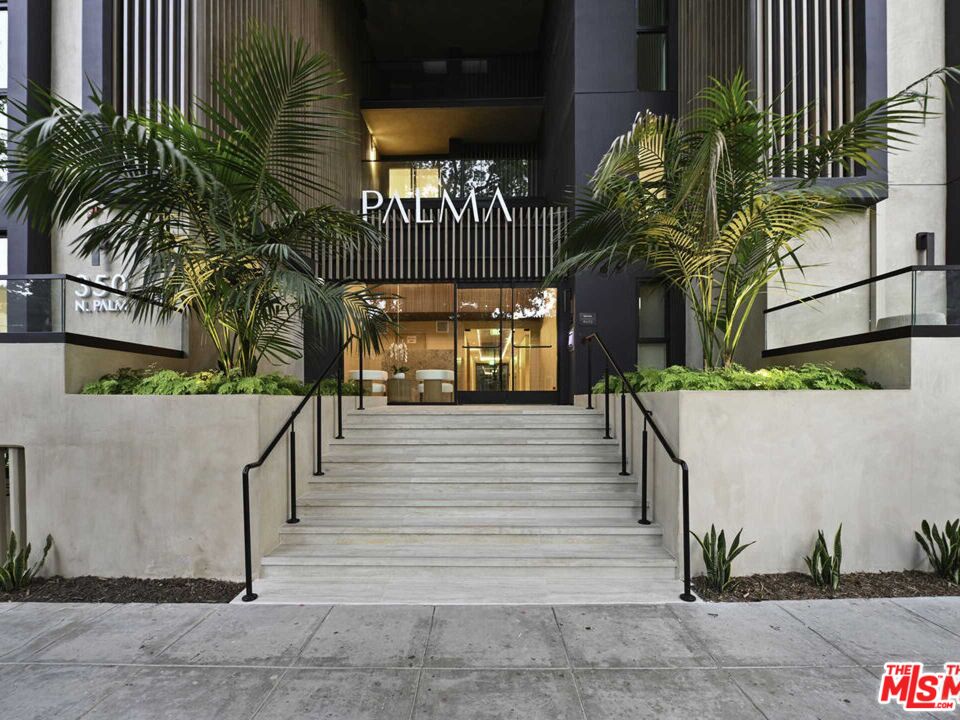 350 N Palm Dr Unit: 401