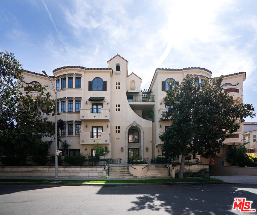 10364 Almayo Ave Unit: 205